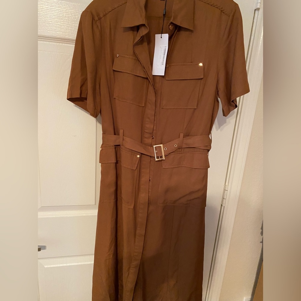 Karen Millen safari dress with belt. Size 10
